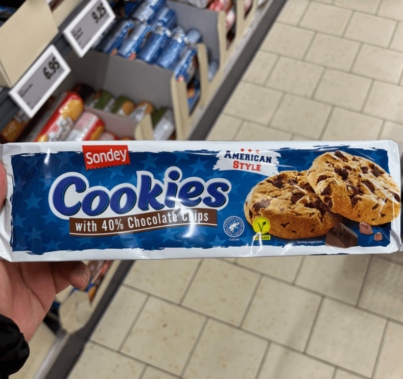 American Style Cookies With 40% Chocolate Chips