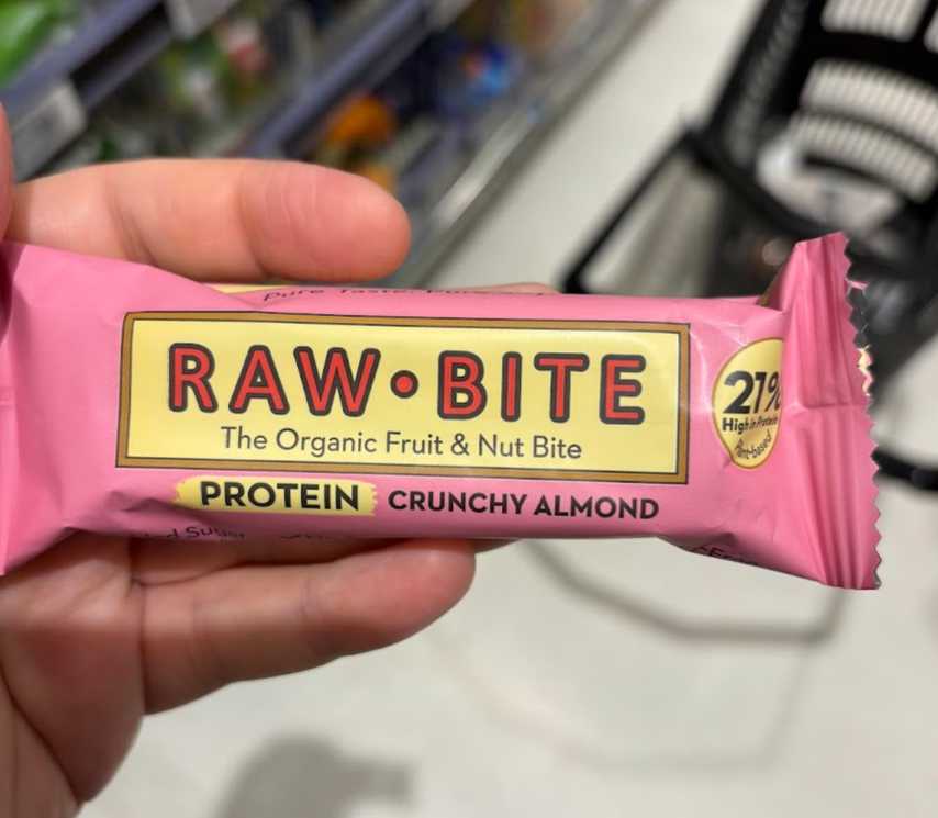 Protein Crunchy Almond Bar